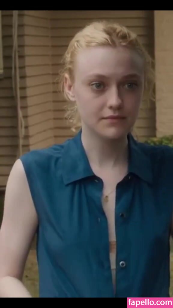 Dakota Fanning #15