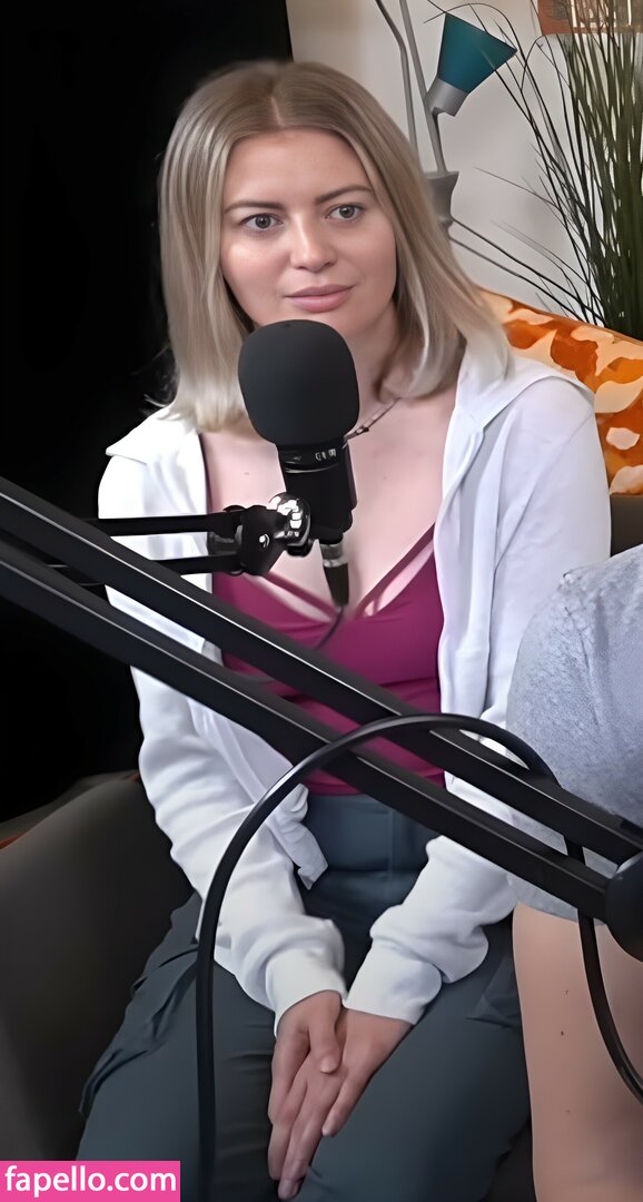 Elyse Willems #36