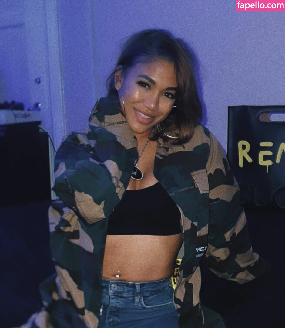 Paige Hurd #5