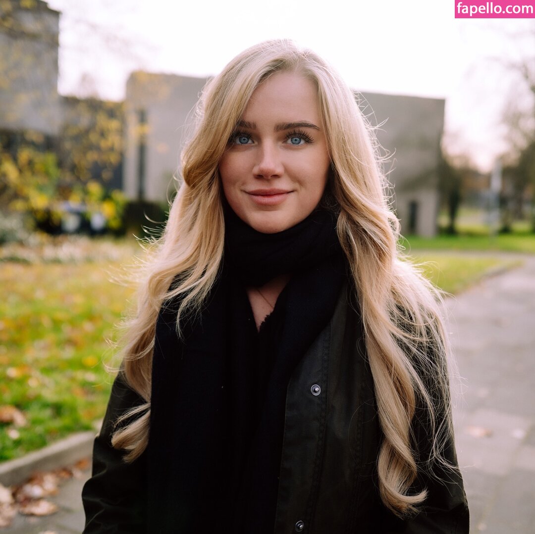 Eva Vlaardingerbroek #7