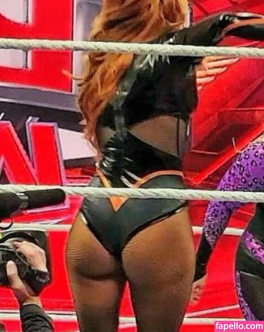 Becky Lynch #118