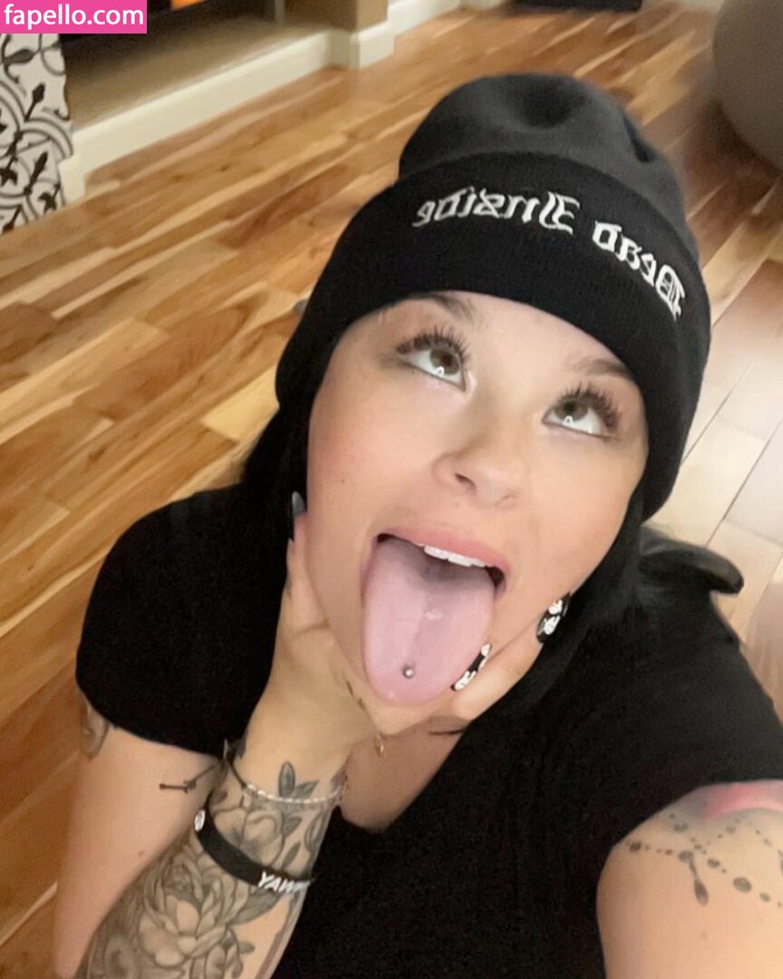 Long Tongue Fetish #19