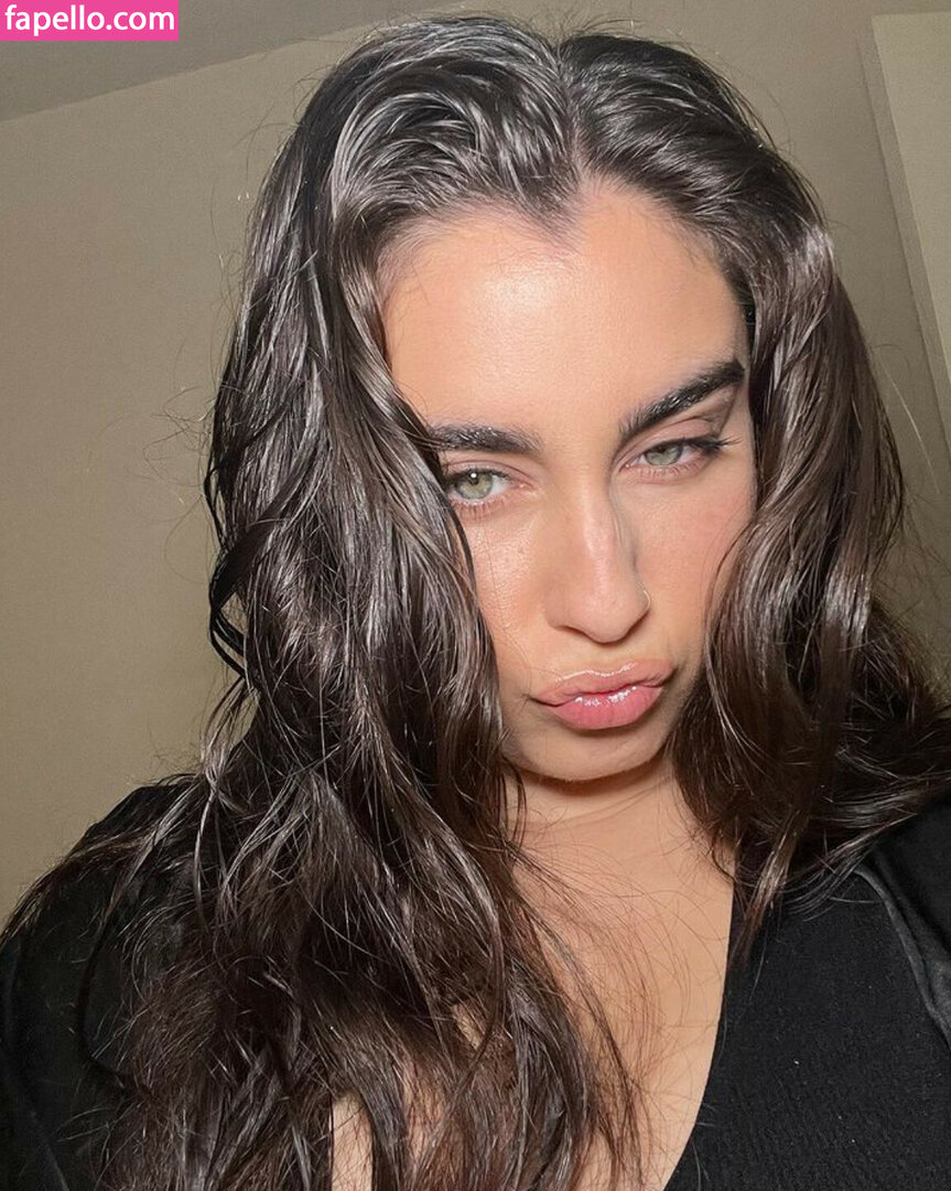 Lauren Jauregui #90