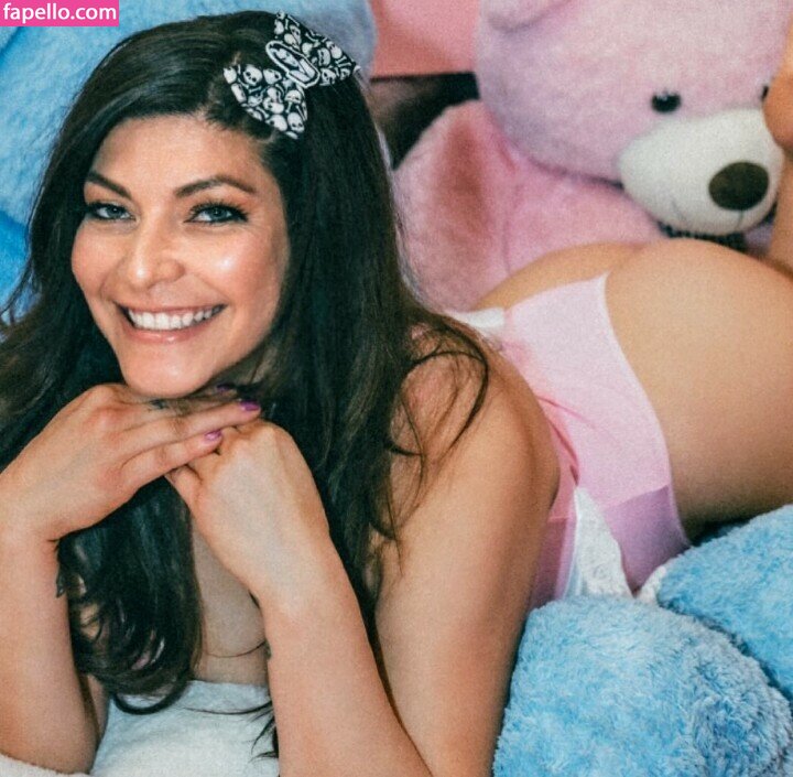 Shelly Martinez #14