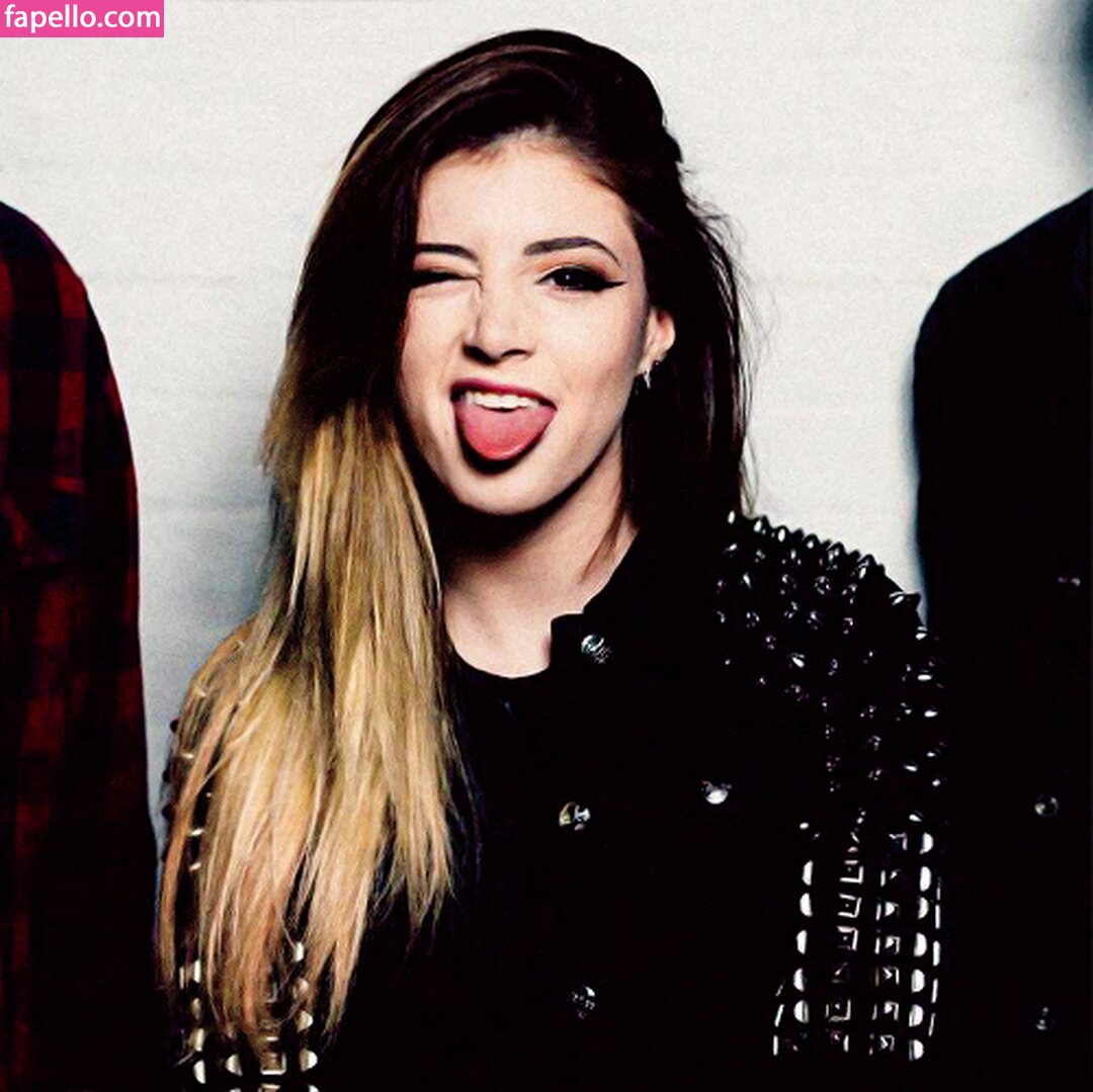 Chrissy Costanza #59