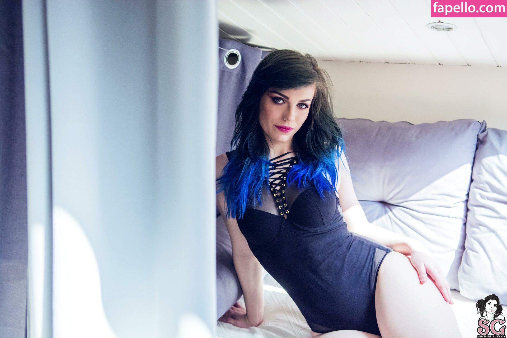 Lovia Suicide #7