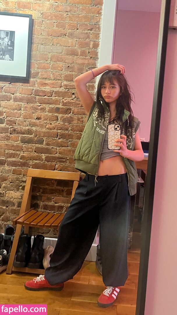 Malina Weissman #26