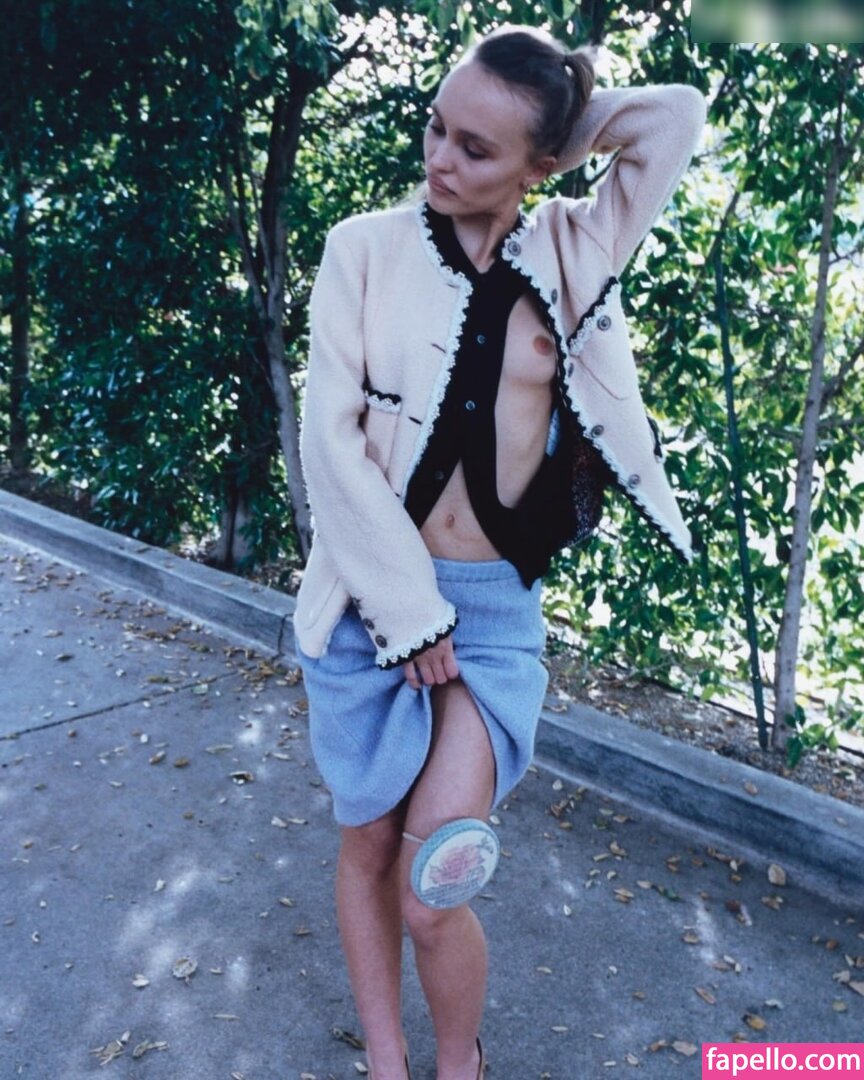 Lily-Rose Depp #1