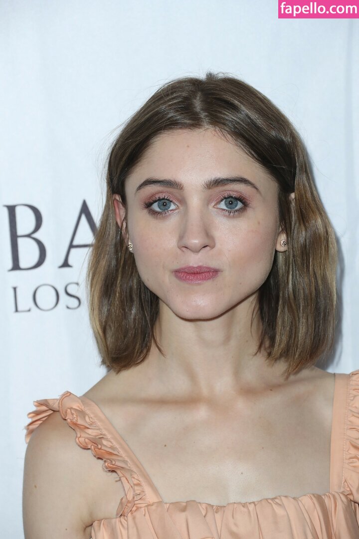 Natalia Dyer #27