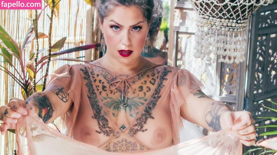 Danielle Colby #4