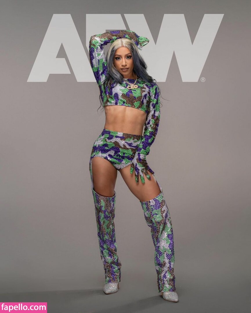 Sasha Banks #206