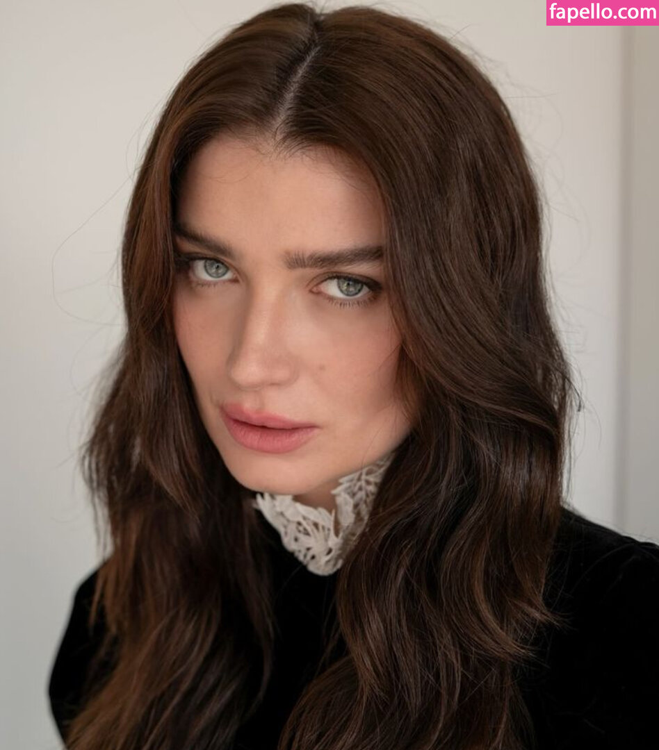 Eve Hewson #32