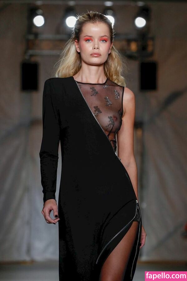 Frida Aasen #42