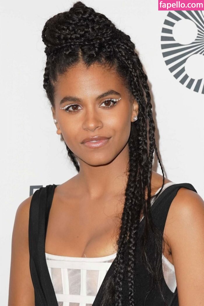 Zazie Beetz #11