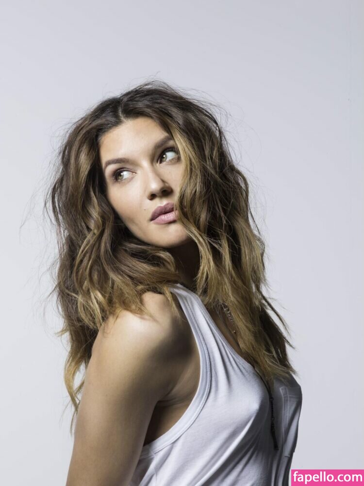 Juliana Harkavy #4