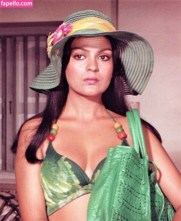 Zeenat Aman #1