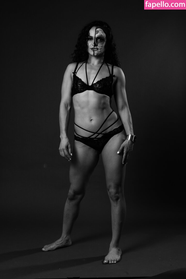 Thunder Rosa #128