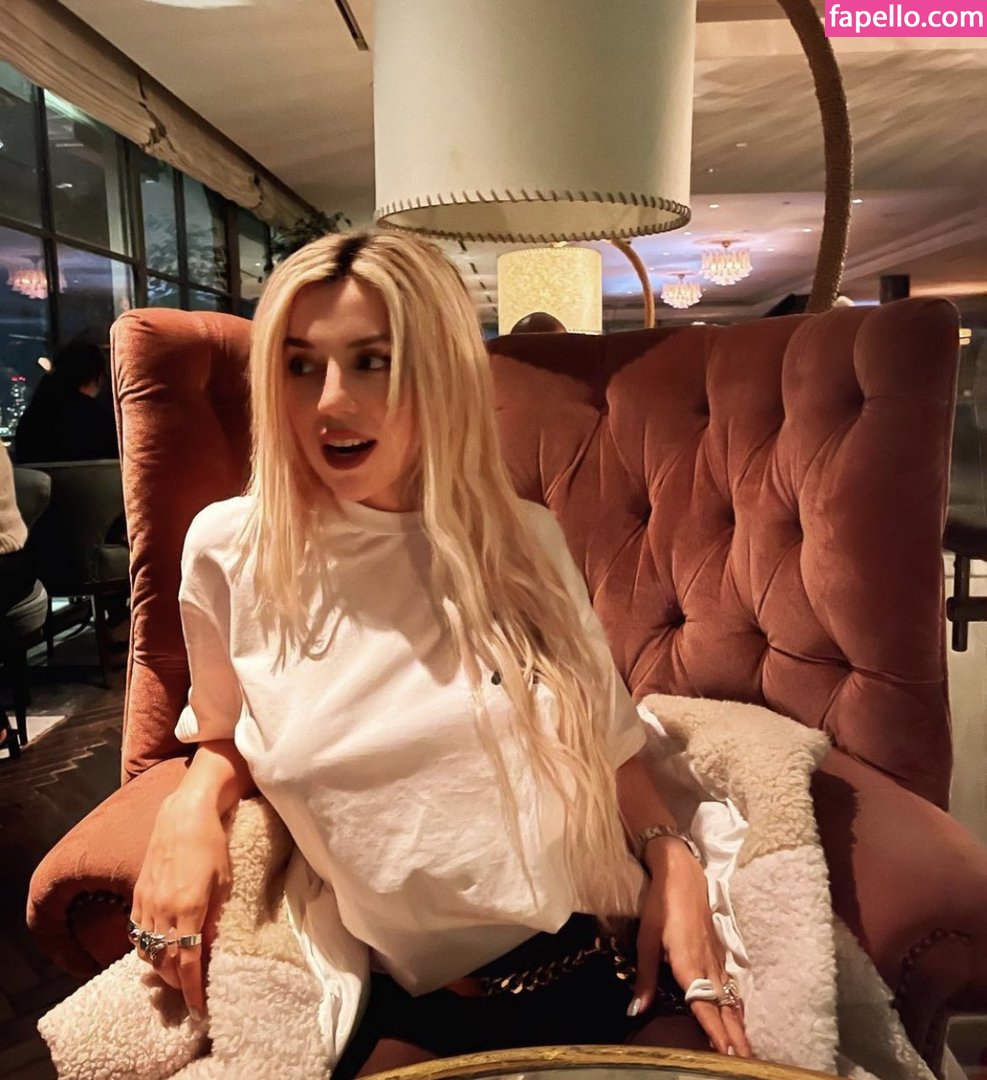 Ava Max #6