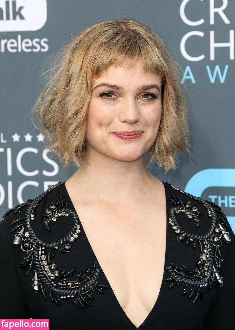 Alison Sudol #1